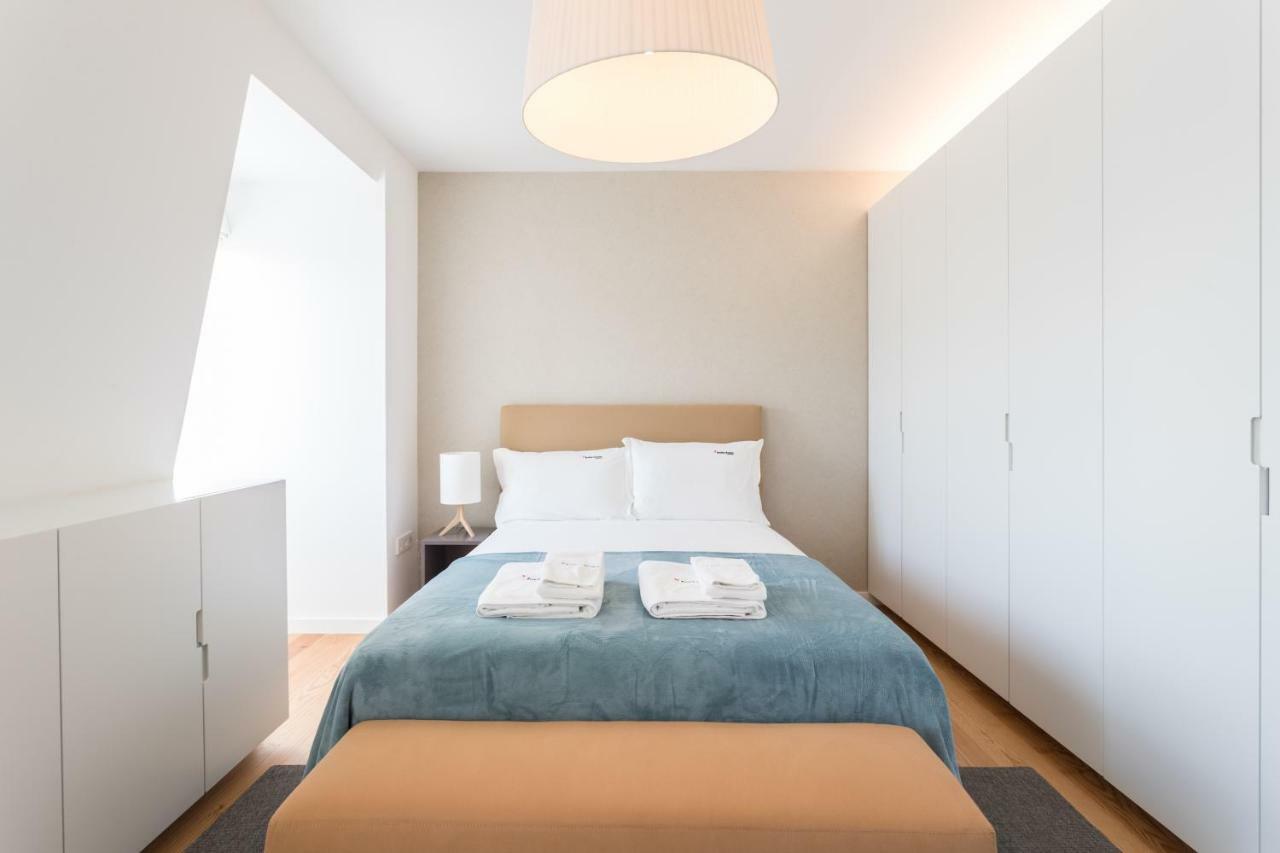 Flh Chiado Bright Apartment Lisbon Bagian luar foto