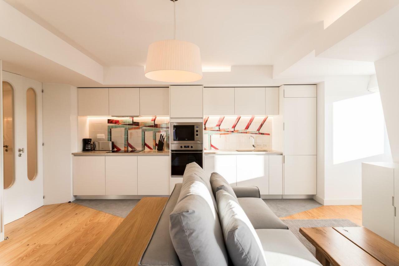 Flh Chiado Bright Apartment Lisbon Bagian luar foto