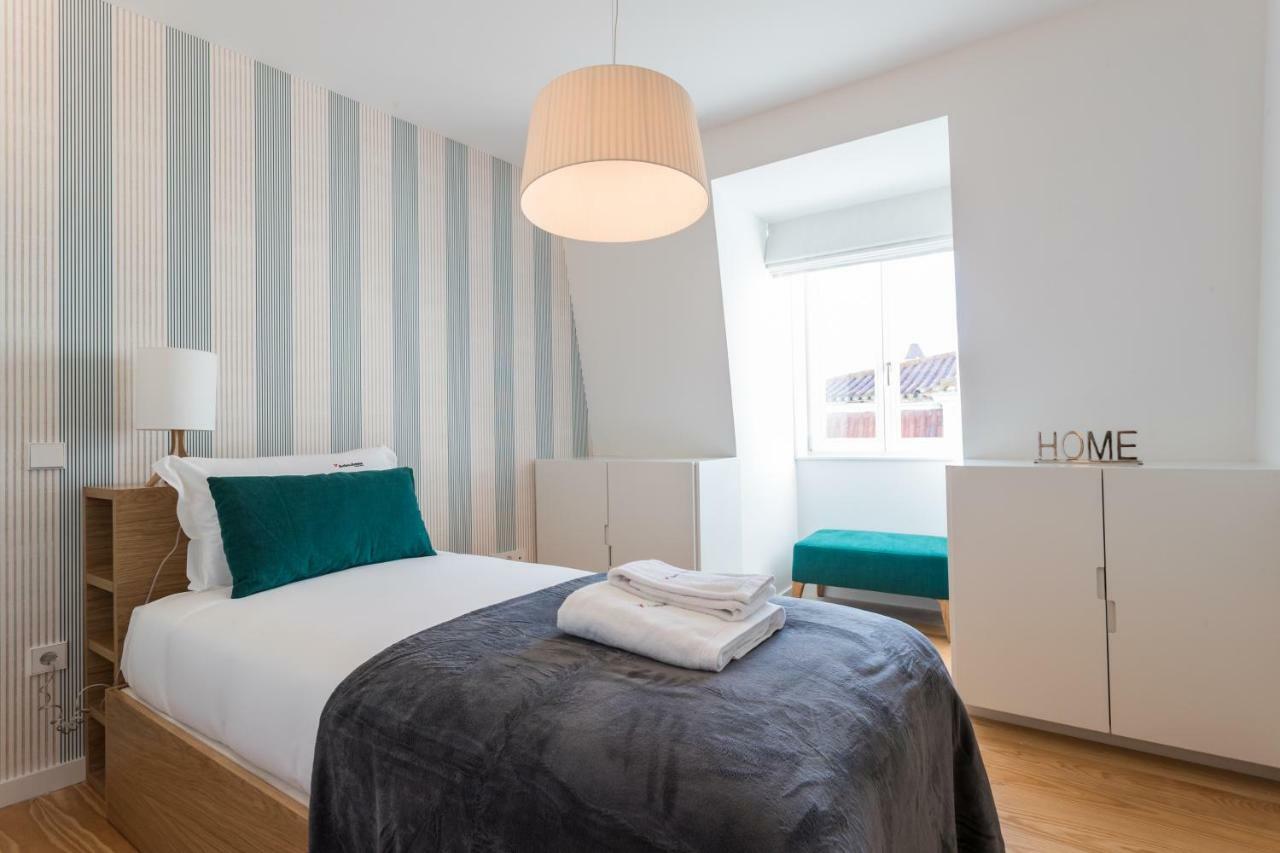 Flh Chiado Bright Apartment Lisbon Bagian luar foto