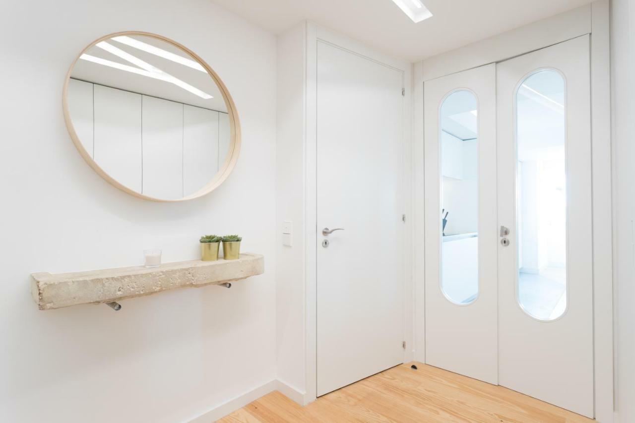 Flh Chiado Bright Apartment Lisbon Bagian luar foto