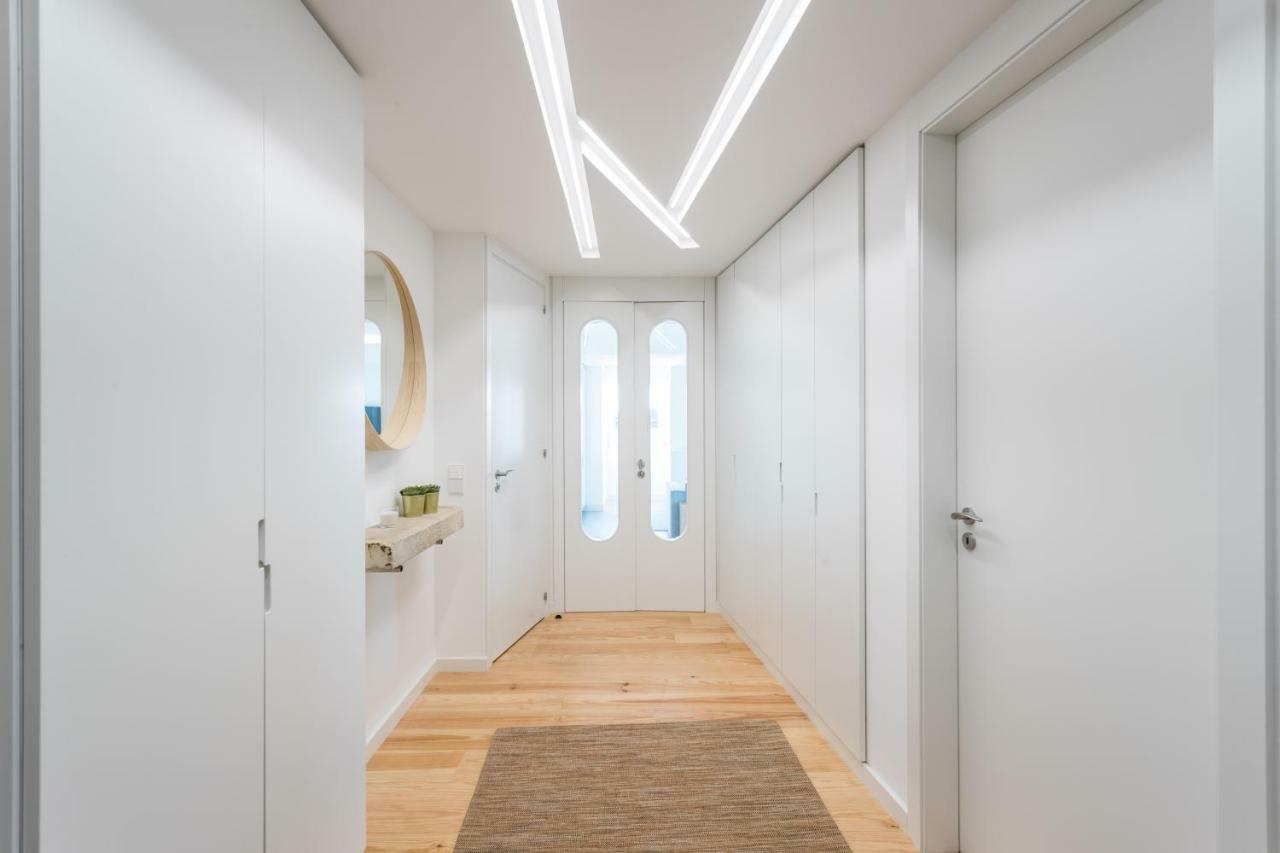 Flh Chiado Bright Apartment Lisbon Bagian luar foto